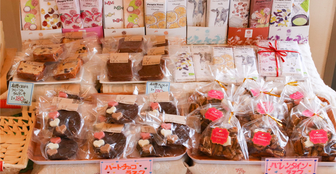 ドーナツ以外にも、たくさんの美味しいラスクやケーキをご用意しています。